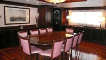 SOPHIE BLUE - Dining area